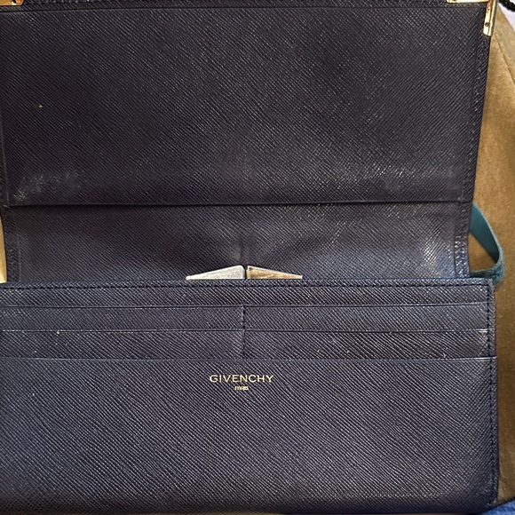 Givenchy Textured Black Leather Wallet - Picture 3 of 13